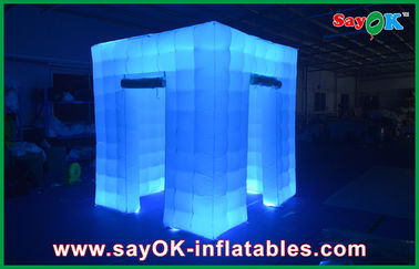 บูธกิจกรรมแสดง 2 ประตูเปิด Cube Light Inflatable Photo Booth พร้อมไฟ LED ด้านบน