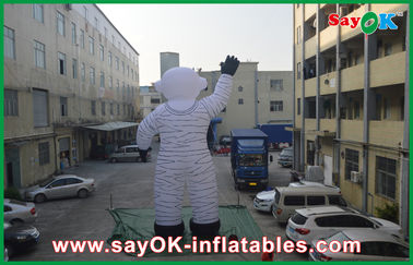 4m Oxford Cloth Holiday Holiday Inflatables นักบินอวกาศสีขาวสำหรับการโฆษณา