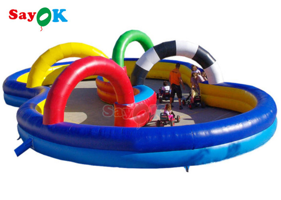เกมเป่าลมกลางแจ้ง 4x4m Giant Tarpaulin Inflatable Bumper Track สำหรับเกมกีฬา
