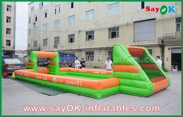 Giant Inflatable Football เป้าหมายฟุตบอลที่มีสีสันเป้าหมายอุปสรรคทำให้พองสนามฟุตบอลสบู่พอง
