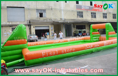 Giant Inflatable Football เป้าหมายฟุตบอลที่มีสีสันเป้าหมายอุปสรรคทำให้พองสนามฟุตบอลสบู่พอง