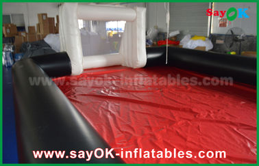 0.55mm PVC Custom สีขาว / ดำ Inflatable ฟุตบอล Inflatables ชั้นประถมศึกษาปีพาณิชย์