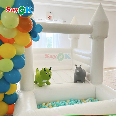 พาร์ตี้แต่งงานสีขาว บ้านกระโดดเล็ก บูซี่คาสเทลแบบอัดอัด