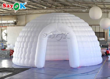เต็นท์พอง 5 ม. สีขาวเต็นท์กระท่อมน้ำแข็งพองพร้อมไฟ LED สำหรับงานแต่งงาน