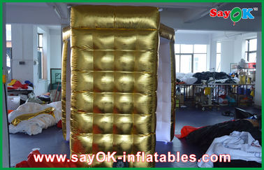 บูธภาพถ่ายพองให้เช่า 2.5m X 2.5m X 2.5m Golden Inflatable Photo Booth Photobooth For Weding