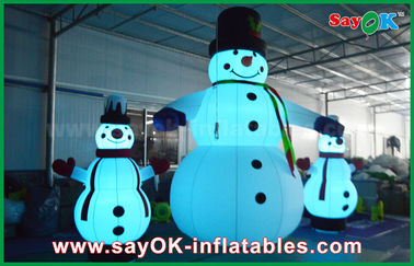 ผ้าฟอร์ดวอลเปเปอร์วันหยุดคริสต์มาส Giant Christmas Snowman For Party