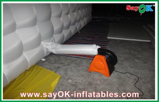 เต็นท์หนังแบบพกพาที่กําหนดเอง เต็นท์คิวบ์ 8 คน เต็นท์อัดลม คลับกลางคืน เต็นท์ปาร์ตี้อัดลม คลับกลางคืน